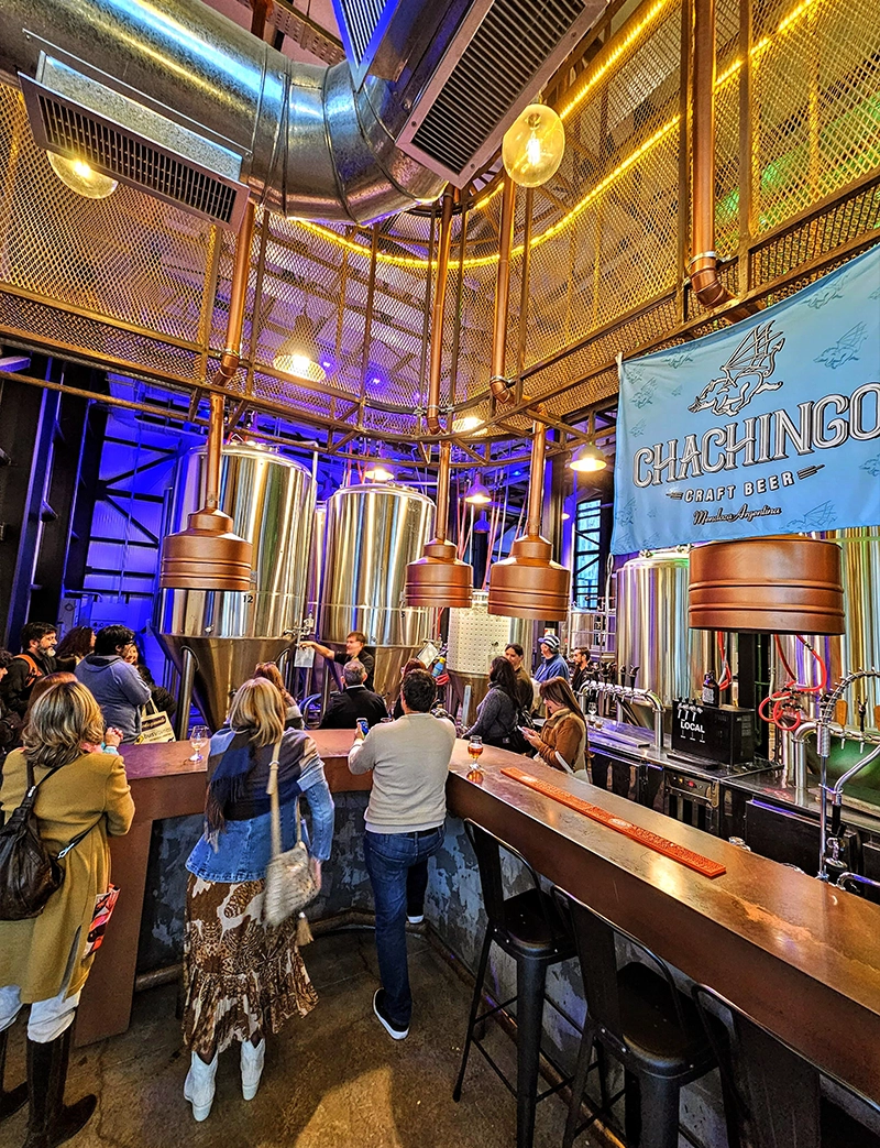chachingo-mendoza-beer-bus-